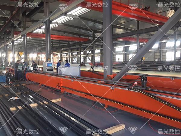 如何更好的使用角鋼沖孔機 如何更好的使用角鋼沖孔機