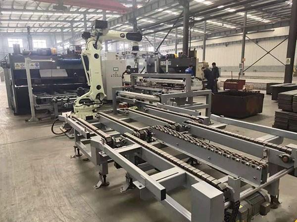 在使用數(shù)控送料機時應(yīng)該注意哪些問題? 在使用數(shù)控送料機時應(yīng)該注意哪些問題?