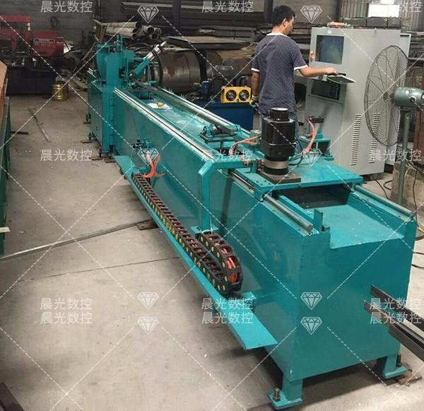 怎樣維護沖床送料機 怎樣維護沖床送料機